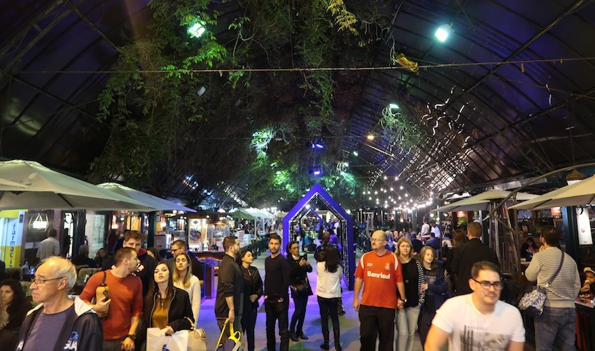 Natal Luz e Réveillon em Gramado: preços, programação, festas, ceias,  melhores lugares